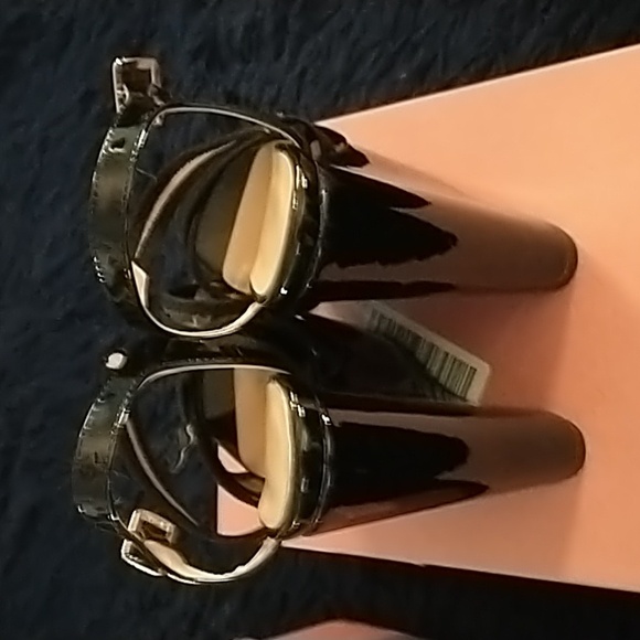 ELDOF 6" BLACK WEDGE PLATFORM - Picture 6 of 9